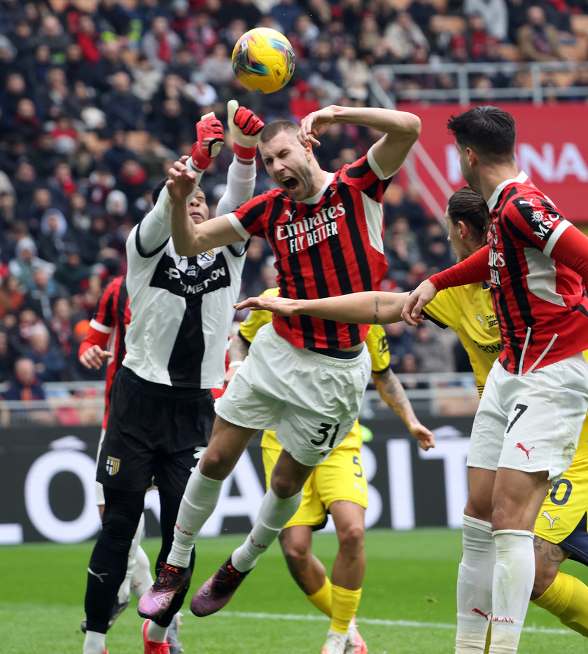 Soccer; serie A: Milan vs Parma