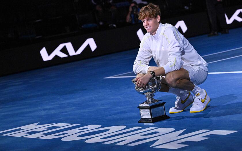 Sinner vince l'Australian Open, fa il bis a Melbourne