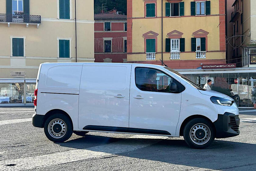 Fiat Scudo Furgone Multijet3 145 AT