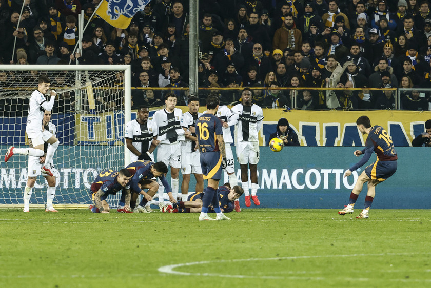 Soccer: Serie A ; Parma - Roma