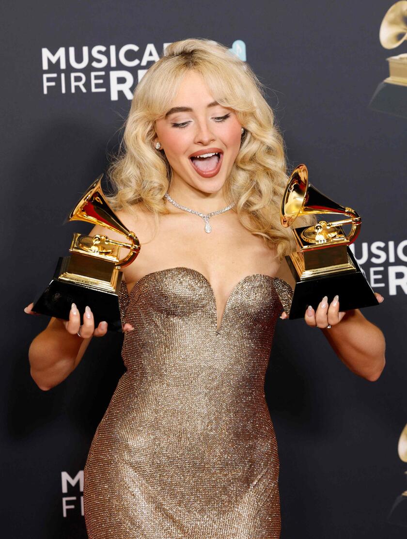 Grammy, Sabrina Carpenter vince miglior album pop dell'anno