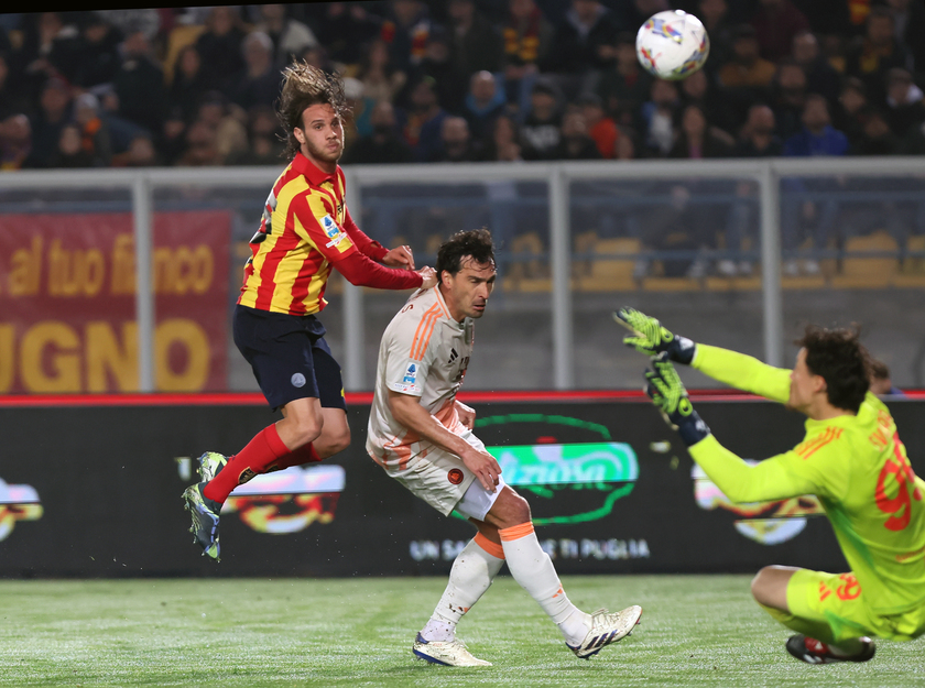 Soccer: Serie A; Lecce-Roma