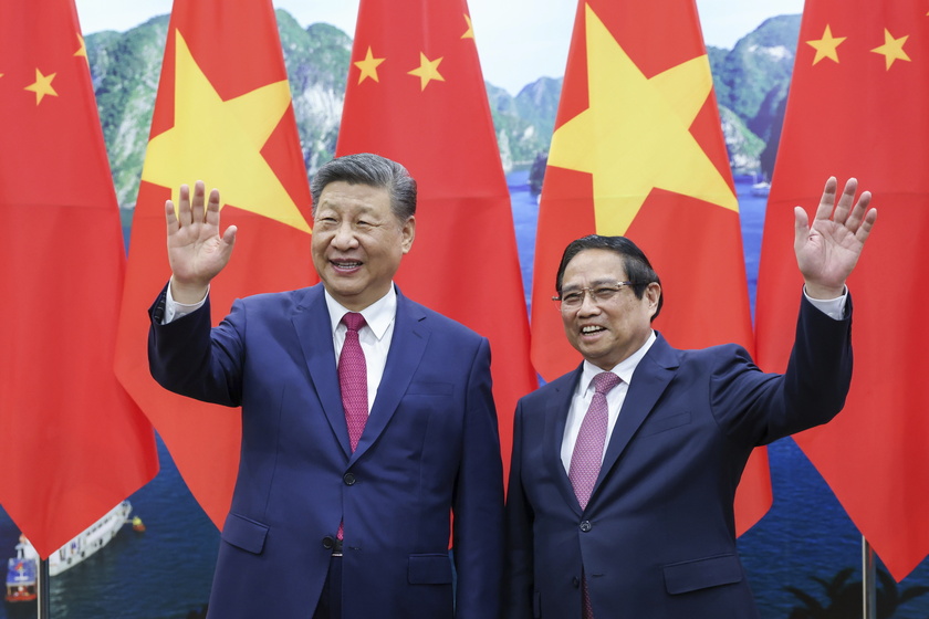 Chinese President Xi Jinping visits Vietnam