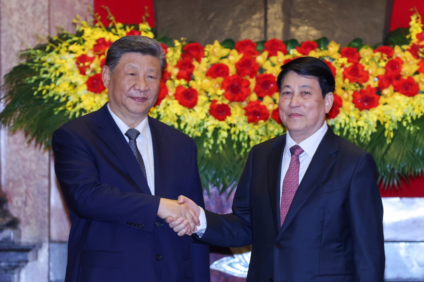 Chinese President Xi Jinping visits Vietnam
