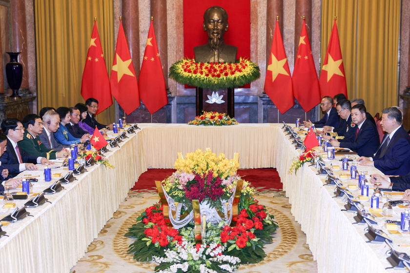 Chinese President Xi Jinping visits Vietnam