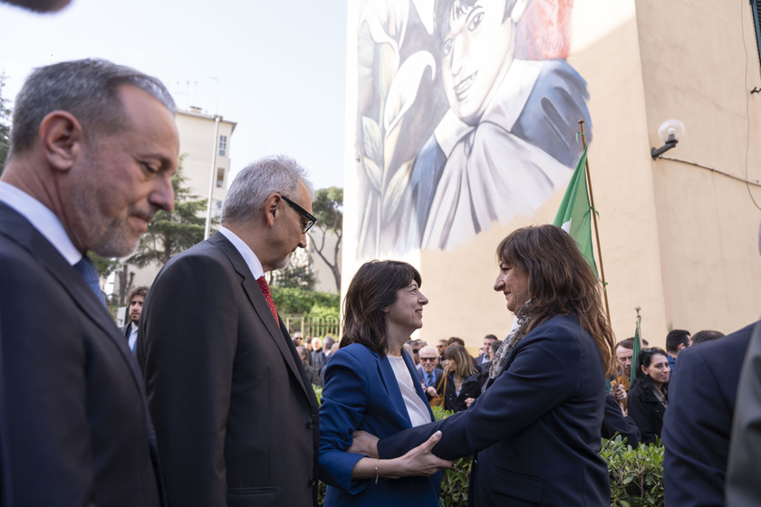 Rocca,'murale per Mattei mi ha commosso,segno di pacificazione'