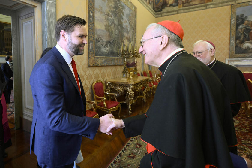 RIPRODUZIONE RISERVATA