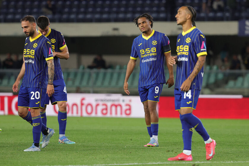 Soccer: Serie A; Hellas Verona FC vs Cagliari Calcio