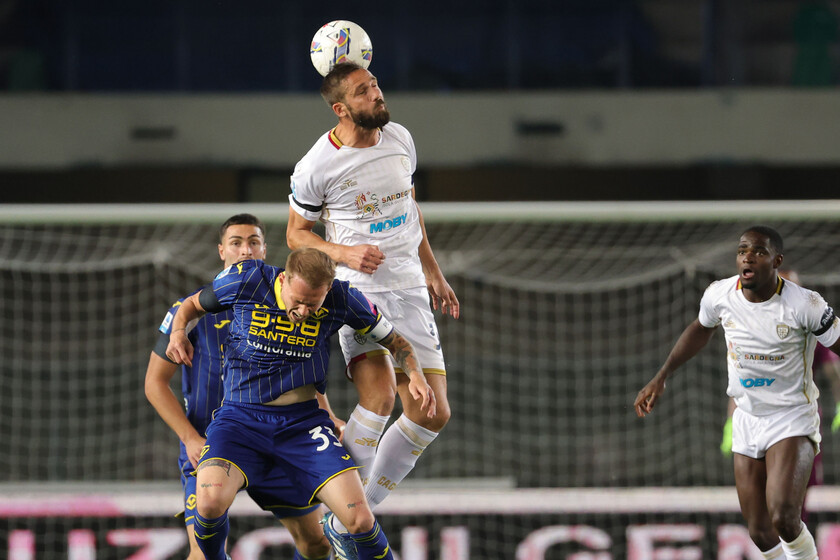 Soccer: Serie A; Hellas Verona FC vs Cagliari Calcio