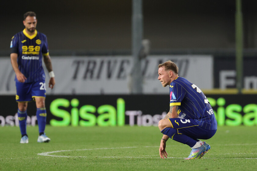 Soccer: Serie A; Hellas Verona FC vs Cagliari Calcio