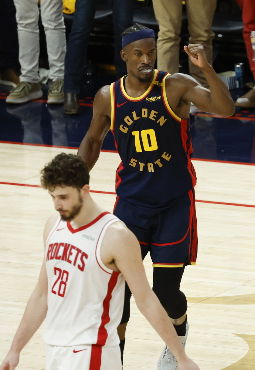 NBA Western Conference First Round playoff game four - Houston Rockets at Golden State Warriors