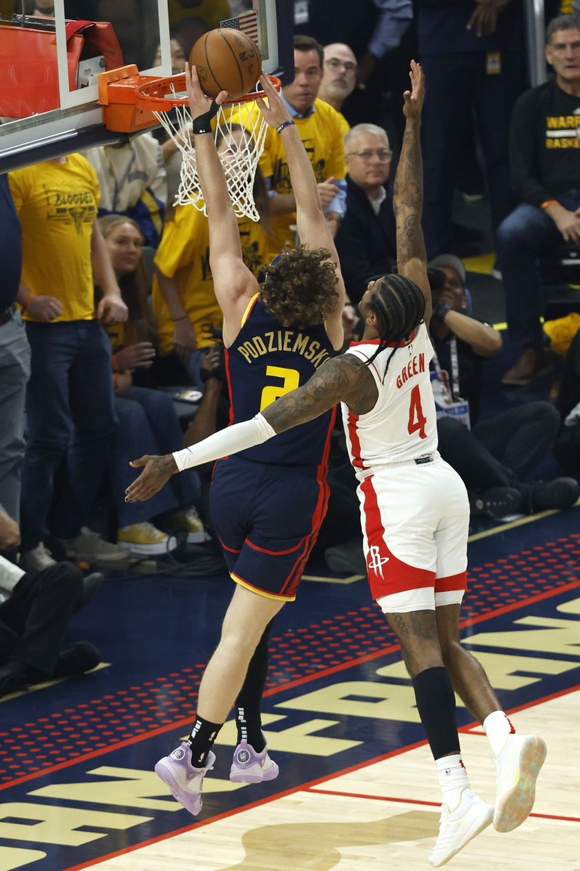 NBA Western Conference First Round playoff game four - Houston Rockets at Golden State Warriors