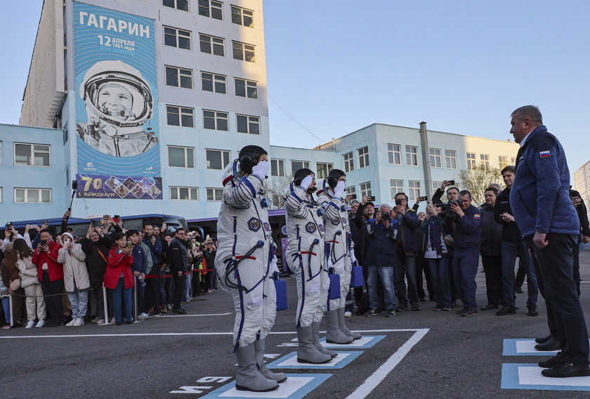 Soyuz MS-27 crew attends send-off ceremony ahead of International Space Station launch