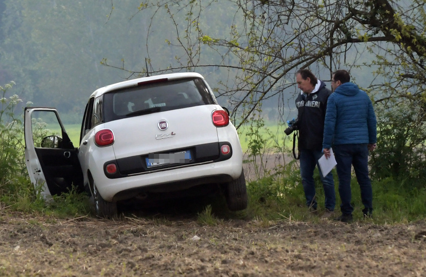 Commando tenta furto con una ruspa, vigilantes sparano in aria