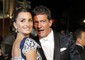Penelope Cruz e Antonio Banderas. L'attrice spagnola in abito Chanel Haute Couture, l'attore in Dior © Ansa