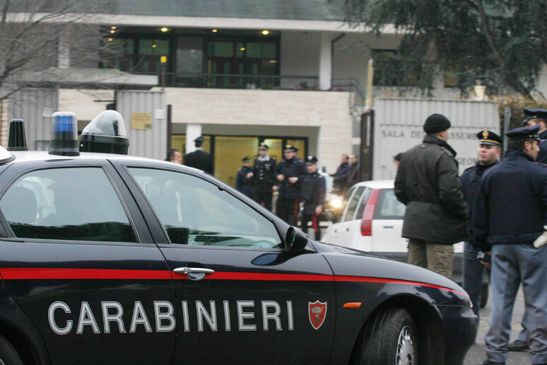 - RIPRODUZIONE RISERVATA