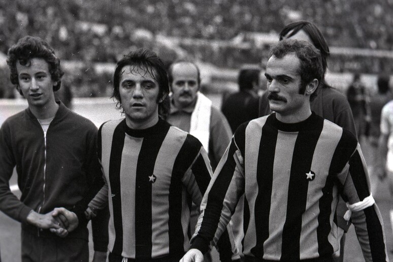 Roberto Boninsegna e Sandro Mazzola in occasione della partita Lazio-Inter del 25 novembre 1973 - RIPRODUZIONE RISERVATA