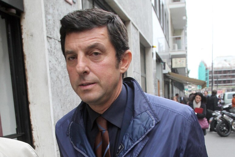 - RIPRODUZIONE RISERVATA