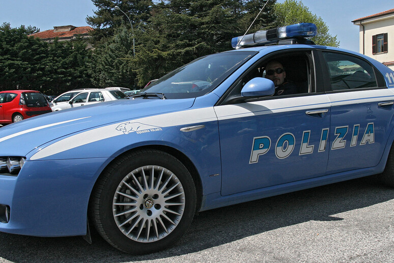 - RIPRODUZIONE RISERVATA