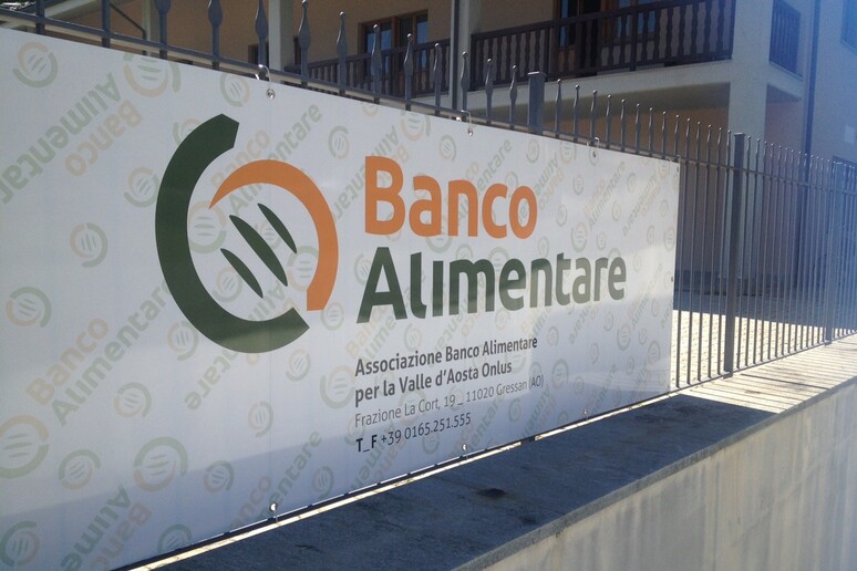 - RIPRODUZIONE RISERVATA