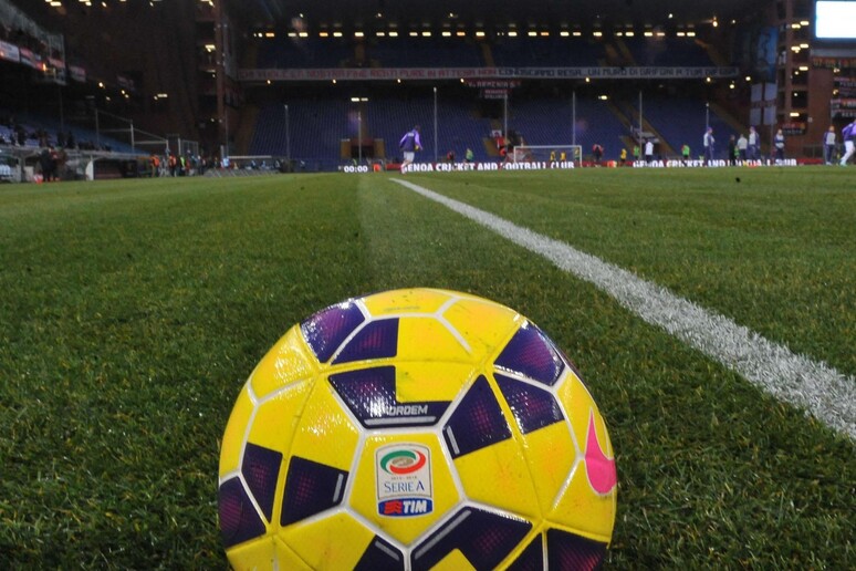 Calcio: 11 squalificati in Serie A, tutti per un turno - RIPRODUZIONE RISERVATA