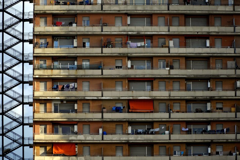 - RIPRODUZIONE RISERVATA
