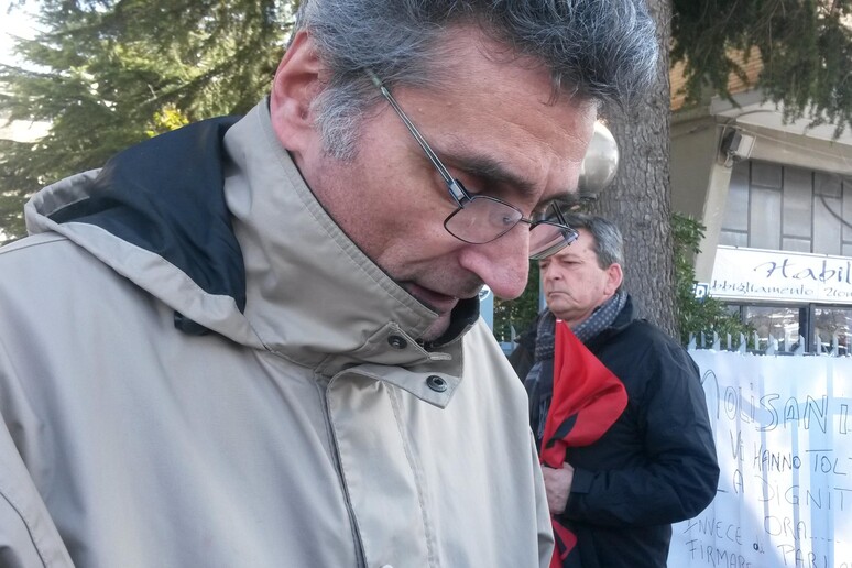 - RIPRODUZIONE RISERVATA