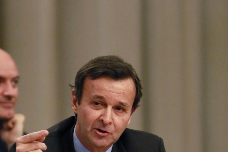- RIPRODUZIONE RISERVATA