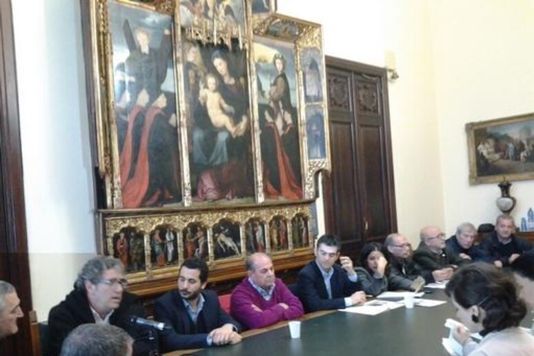 - RIPRODUZIONE RISERVATA
