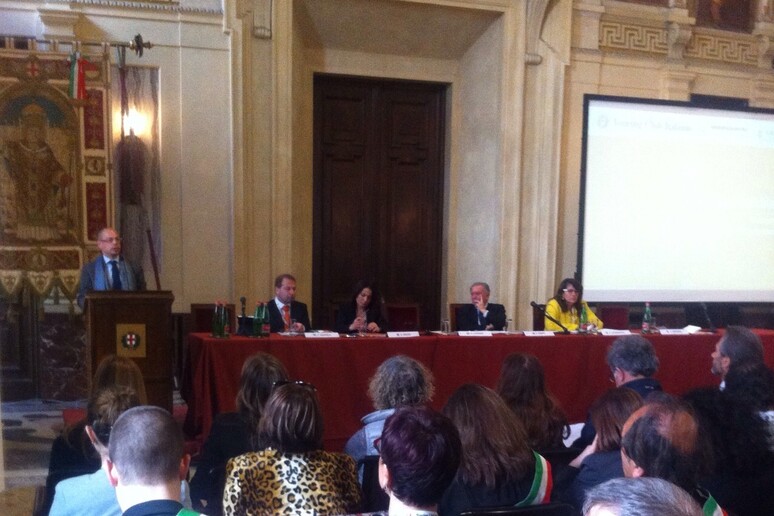 - RIPRODUZIONE RISERVATA