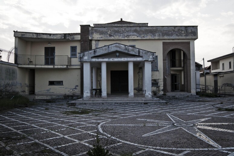 - RIPRODUZIONE RISERVATA