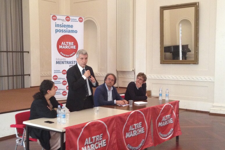 - RIPRODUZIONE RISERVATA