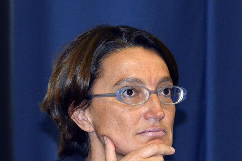 - RIPRODUZIONE RISERVATA