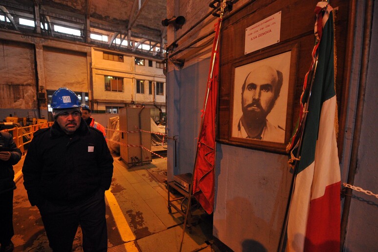 - RIPRODUZIONE RISERVATA