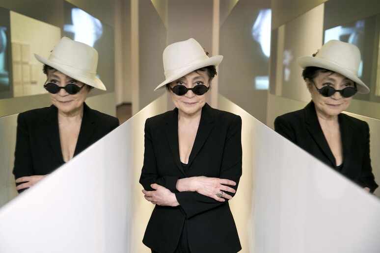YOKO ONO Lumire de L?aube - RIPRODUZIONE RISERVATA
