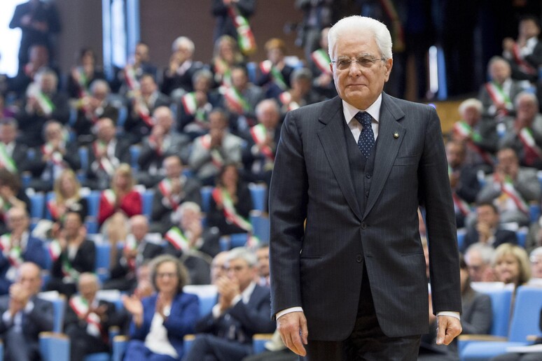 - RIPRODUZIONE RISERVATA