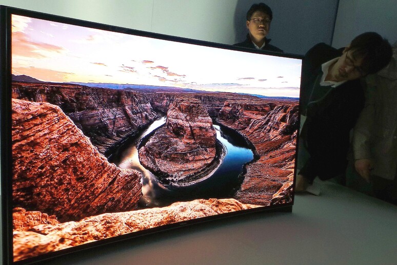 Samsung, sempre più schermi Oled - RIPRODUZIONE RISERVATA