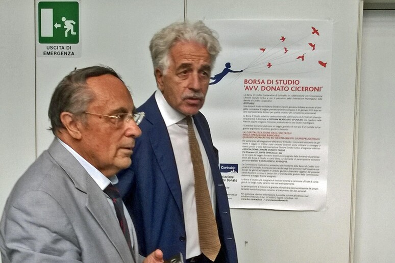 - RIPRODUZIONE RISERVATA