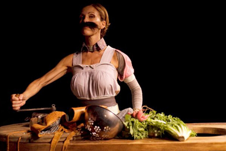 - RIPRODUZIONE RISERVATA