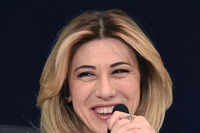- RIPRODUZIONE RISERVATA