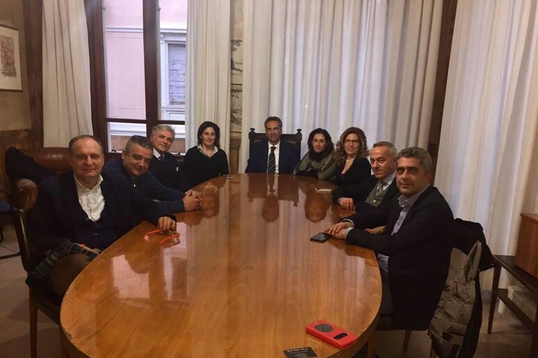 - RIPRODUZIONE RISERVATA