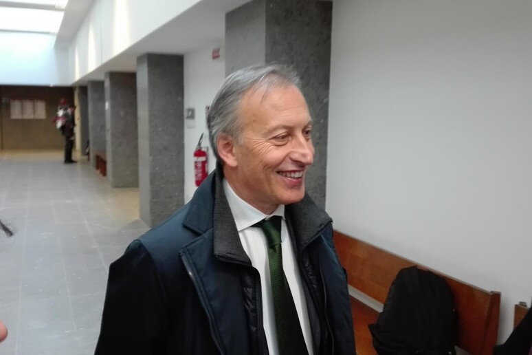 - RIPRODUZIONE RISERVATA
