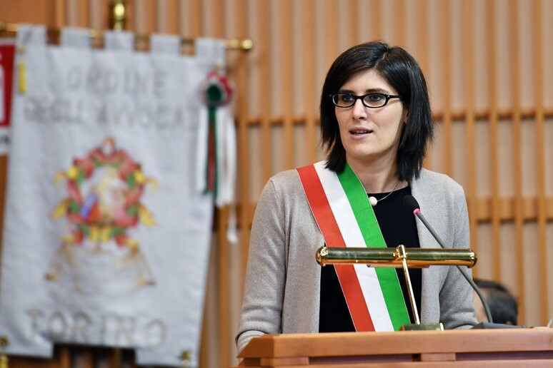 - RIPRODUZIONE RISERVATA