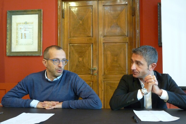 - RIPRODUZIONE RISERVATA