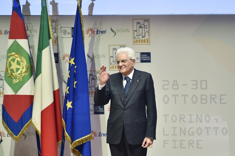 - RIPRODUZIONE RISERVATA