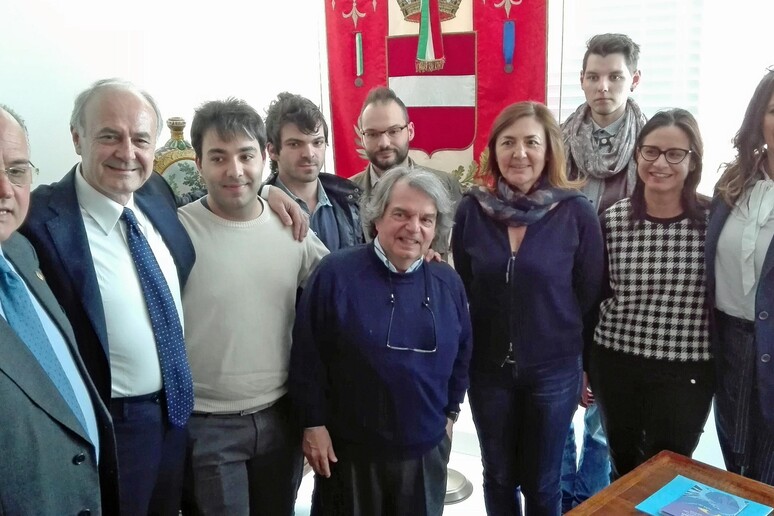 - RIPRODUZIONE RISERVATA