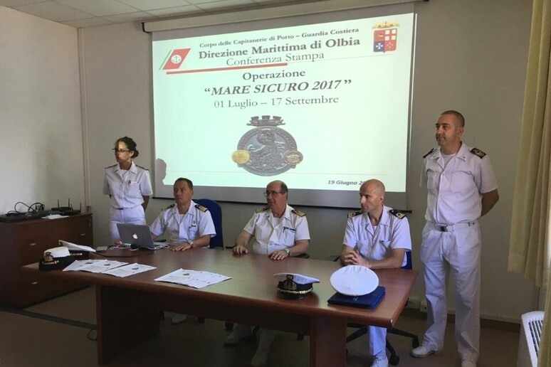 - RIPRODUZIONE RISERVATA