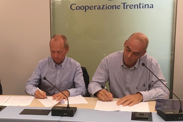 - RIPRODUZIONE RISERVATA