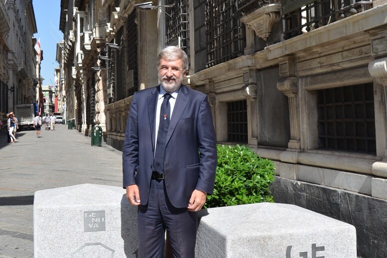 - RIPRODUZIONE RISERVATA