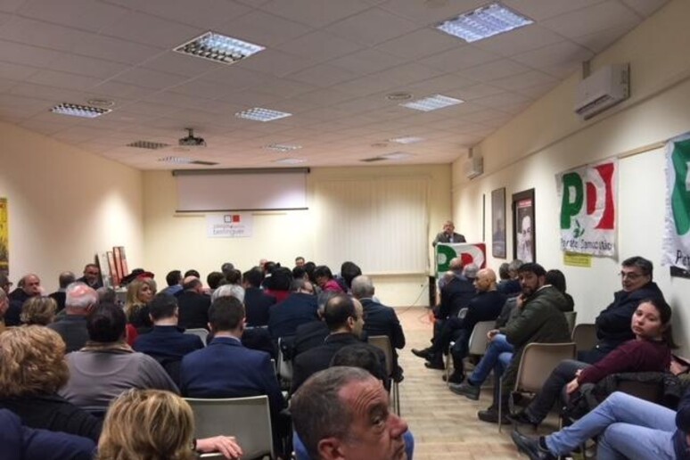 - RIPRODUZIONE RISERVATA